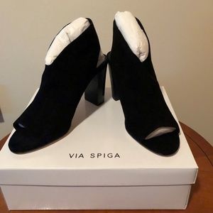 NEW VIA SPIGA PEEP TOE BLACK SUEDE BOOTS SZ 9